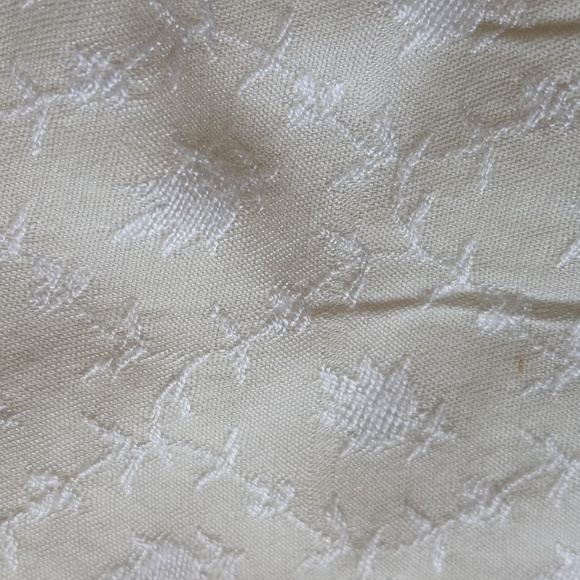 Manyavar Stylish Casual Silk Blend Full Sleeves Kurta Set for Men - Picture 3 of 9